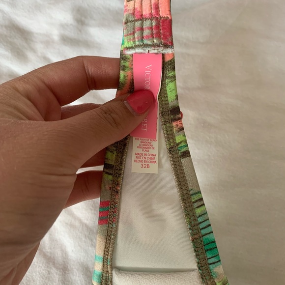 Victoria’s Secret push up beach bandeau swim top - Picture 5 of 7